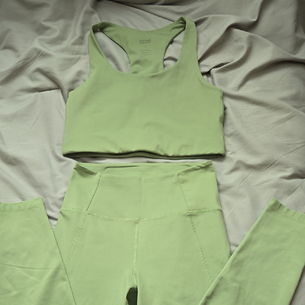 Green Sports Bra and Leggings Set